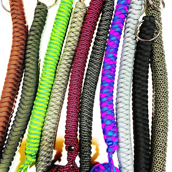 Monkey fist keychains 11” Paracord Handmade Custom - Picture 3 of 6